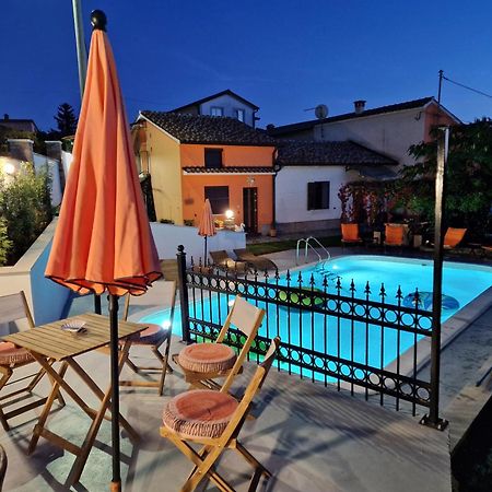 Villa Casa Luana à Roč Extérieur photo
