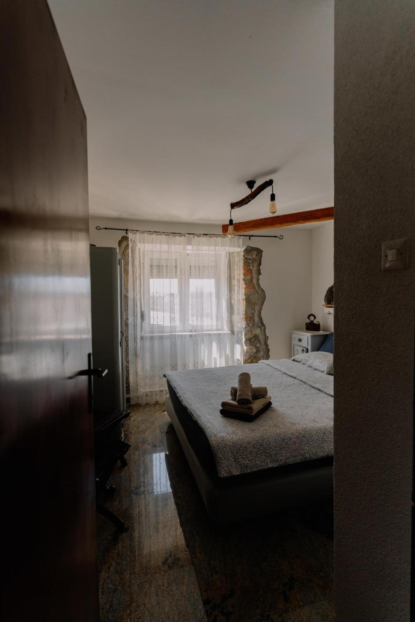 Villa Casa Luana à Roč Extérieur photo