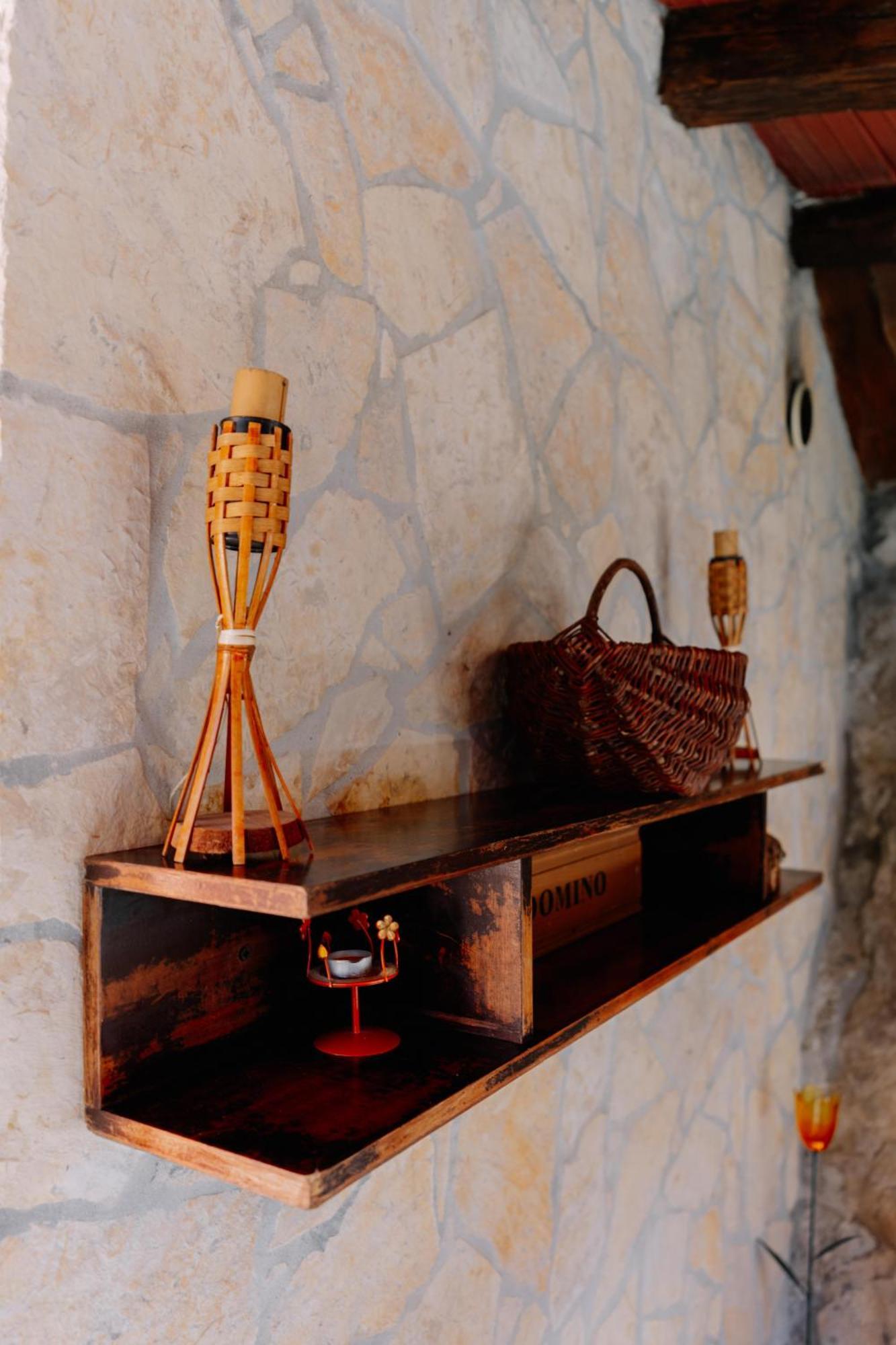 Villa Casa Luana à Roč Extérieur photo