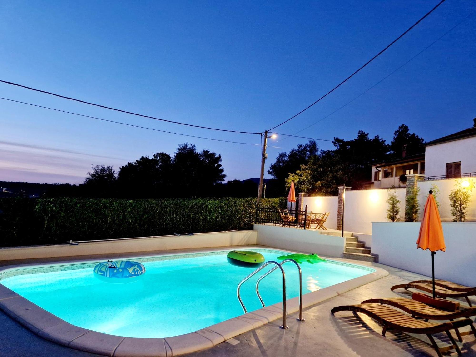 Villa Casa Luana à Roč Extérieur photo